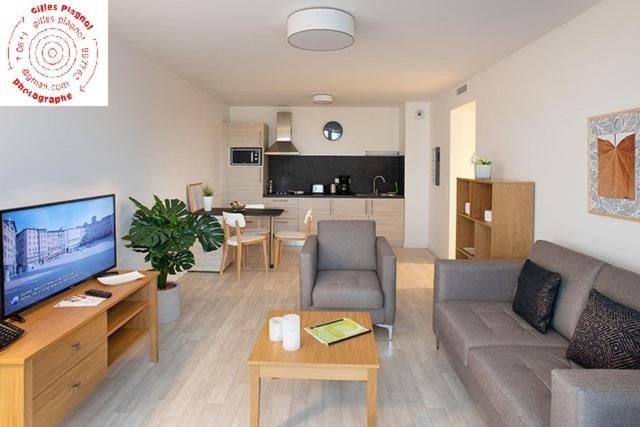 Domitys Les Lanternes Bleues Aparthotel La Ciotat Ngoại thất bức ảnh